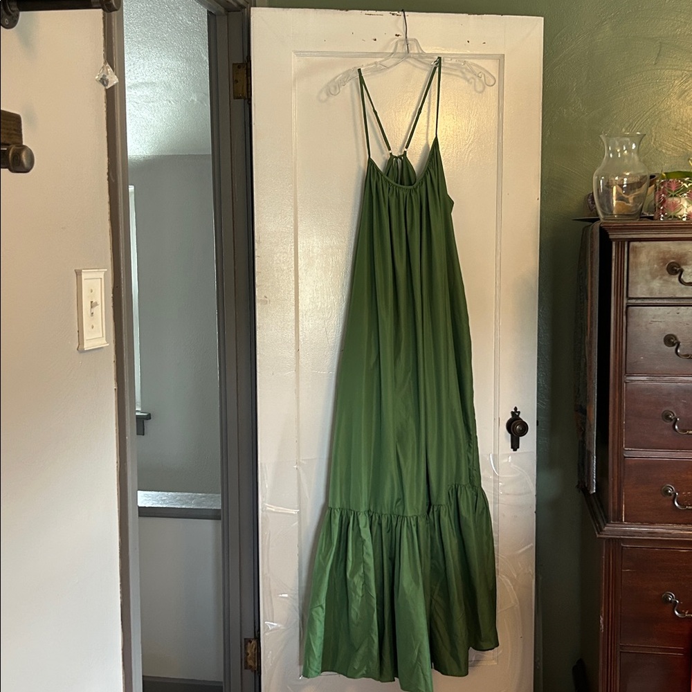 Elegant Green Maxi Dress